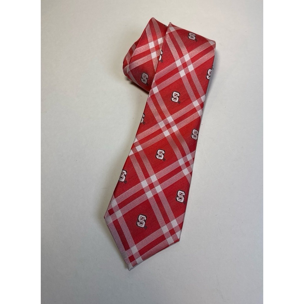 Wolfpack outfitters NC State‎ necktie